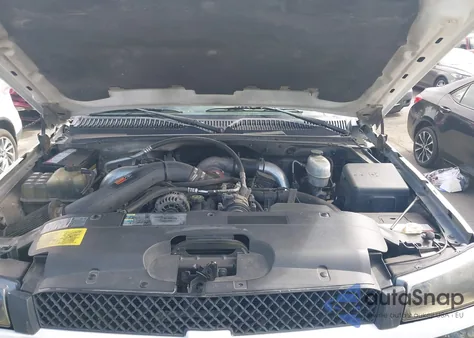 2003 Chevrolet Silverado 2500Hd Ls из США, поврежденный, VIN 1GCHC29113E213306